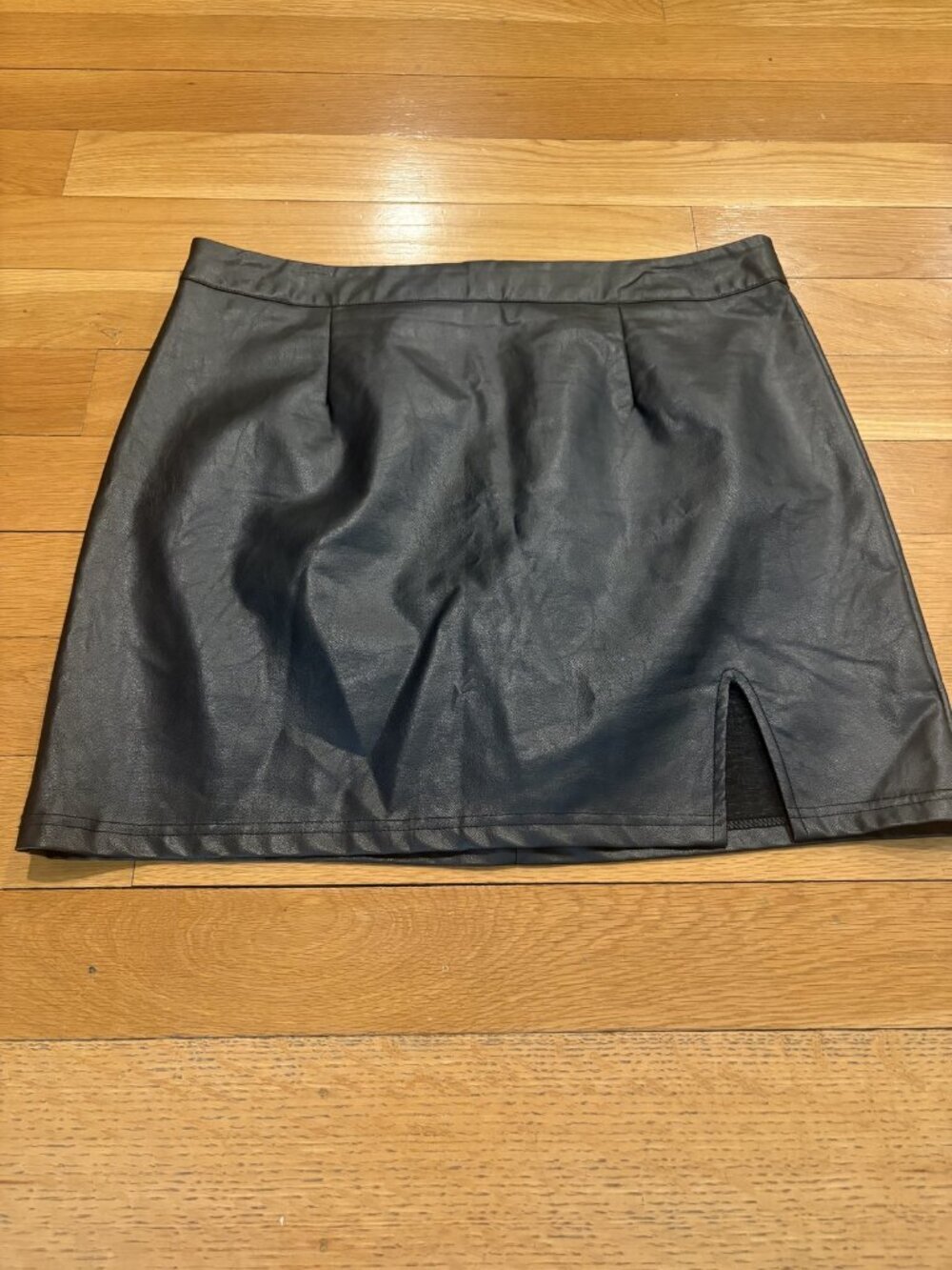 Lulus Size Extra Large (XL) Lulus Women's Black Faux Leather Mini Skirt with Sid